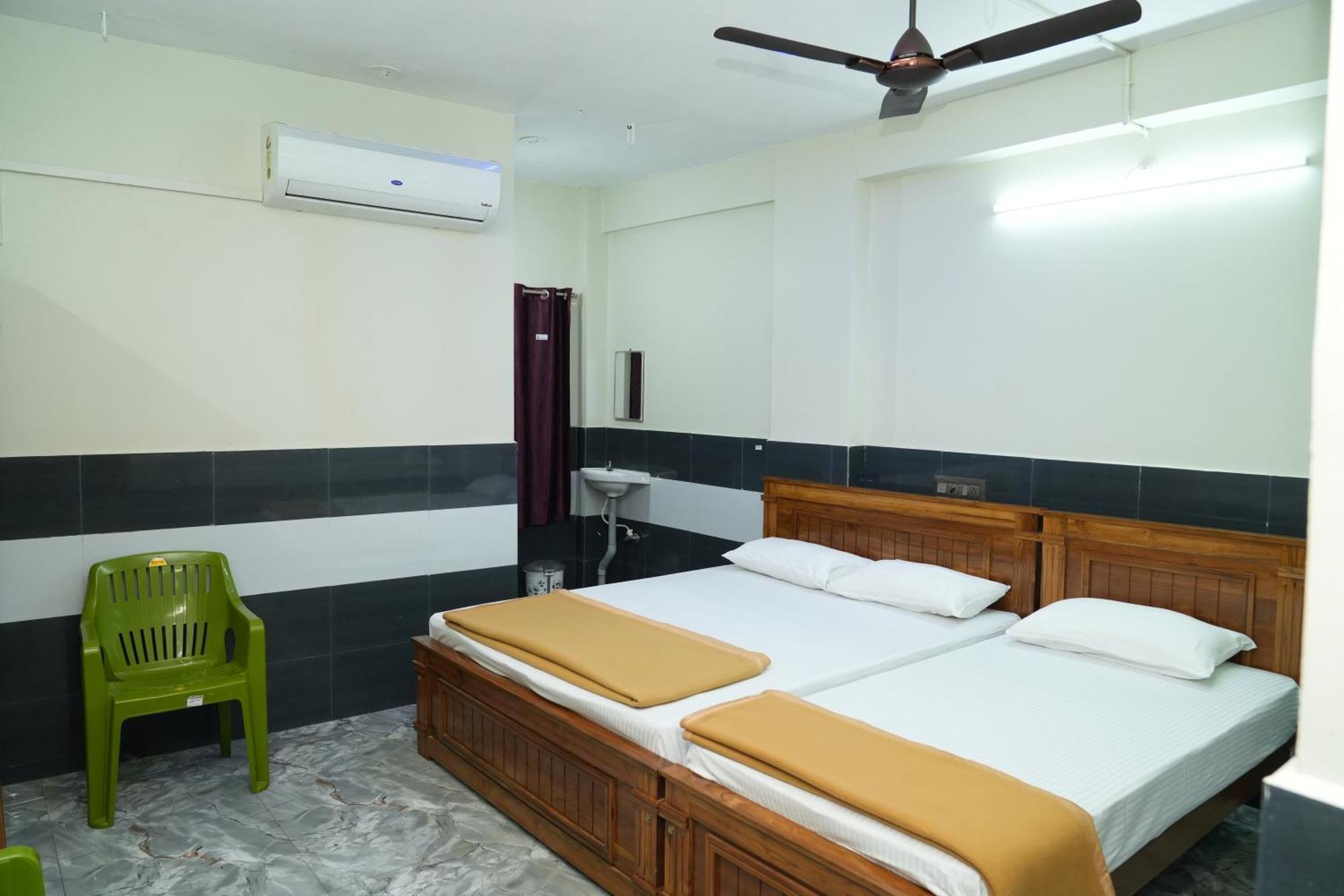 Rajali Residency Otel Kulithalai Dış mekan fotoğraf