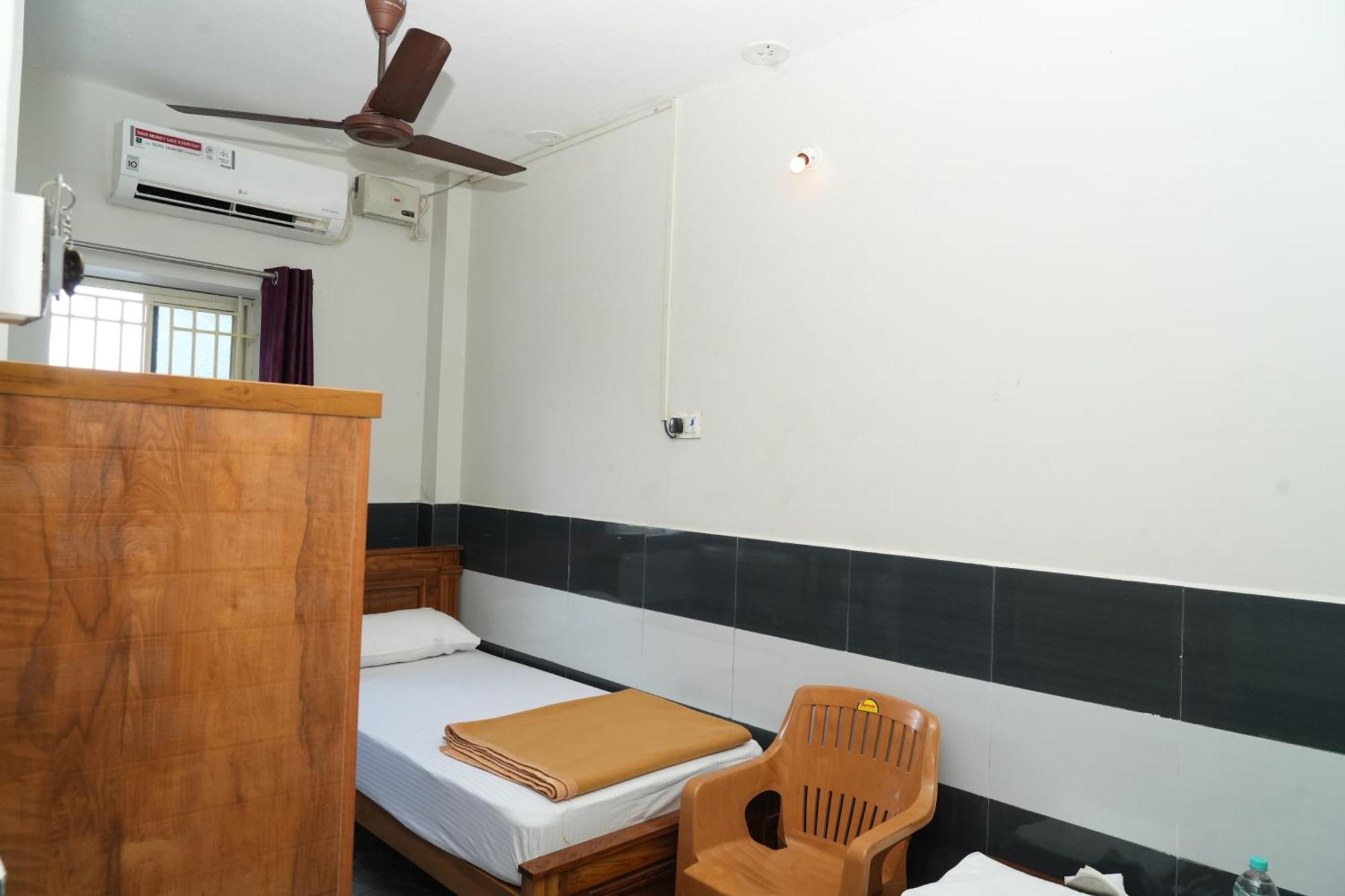 Rajali Residency Otel Kulithalai Dış mekan fotoğraf